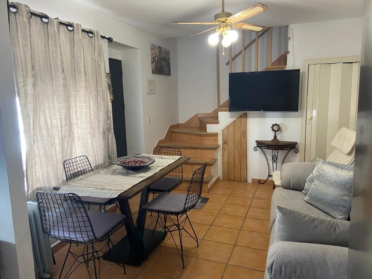 Apartamento Rural Casa Monte Daire Cazalla de la Sierra Dış mekan fotoğraf